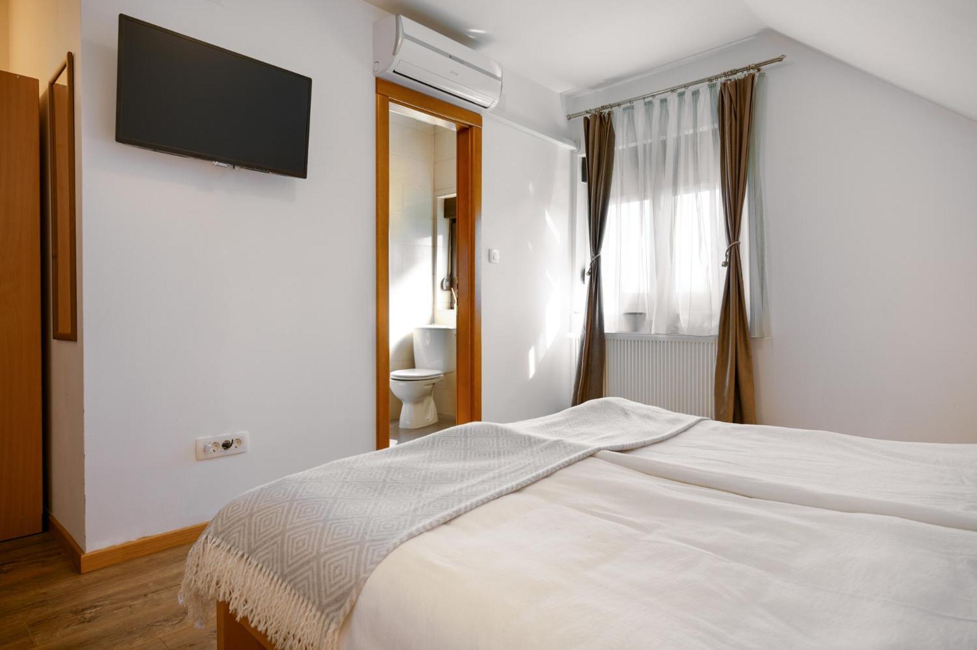 B&B Plitvica Falls House Плітвіца-село Екстер'єр фото